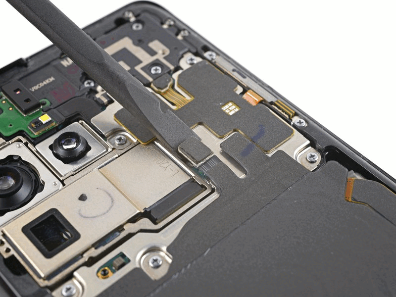 خطوة 9 في تبديل الشاشة سامسونج S21 ULTRA