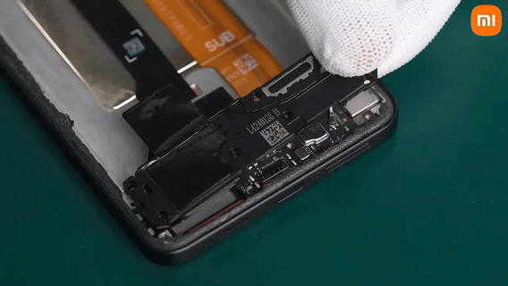 خطوة 34 في تبديل الشاشة poco F6