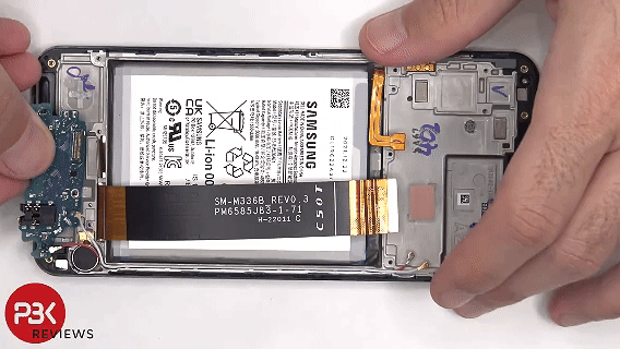 خطوة 18 في تبديل الشاشة سامسونج A23