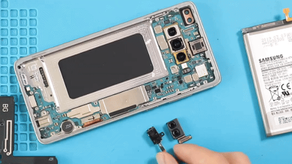 خطوة 29 في تبديل الشاشة سامسونج S10 / S10 PLUS