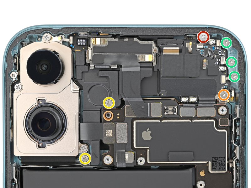 خطوة 22 في تبديل سماعة الأذن IPHNOE 16 PLUS