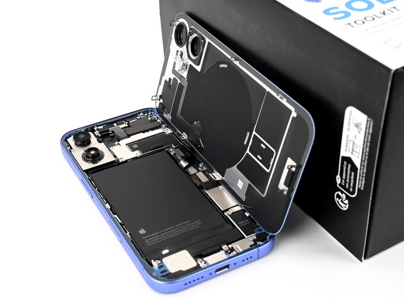 خطوة 35 في تبديل سماعة الأذن IPHNOE 16 PLUS