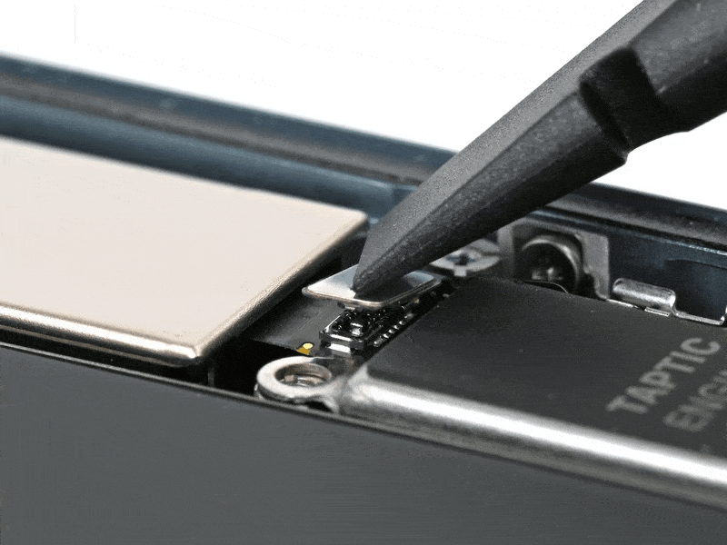 خطوة 10 في تبديل سماعة السبيكر IPHNOE 16 PLUS