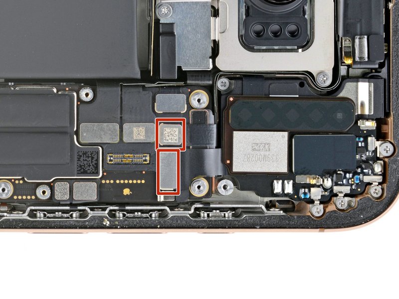 خطوة 6 في تبديل الكامرة الأمامية IPHNOE 16 PRO MAX