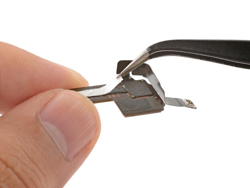 خطوة 10 في تبديل سماعة الأذن IPHNOE 16 PRO MAX